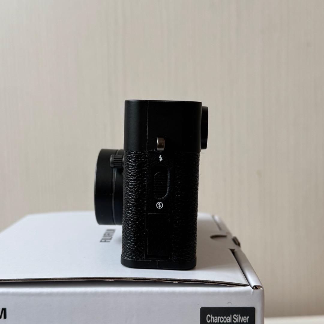 FUJIFILM X Half X-HF1 チャコールシルバー