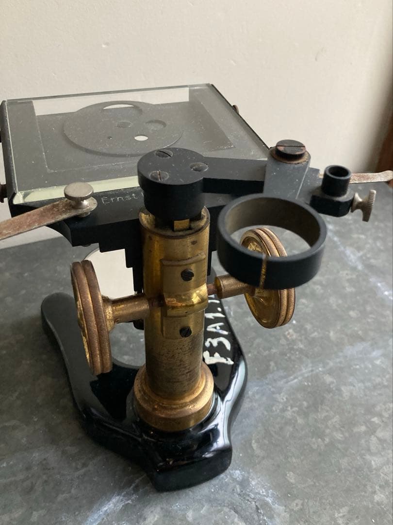 顕微鏡　台　Ernst Leitz Wetzlar /エルンストライツウェツラー