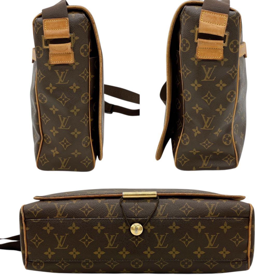 【LOUIS VUITTON】アベス　モノグラム　メッセンジャーバッグ
