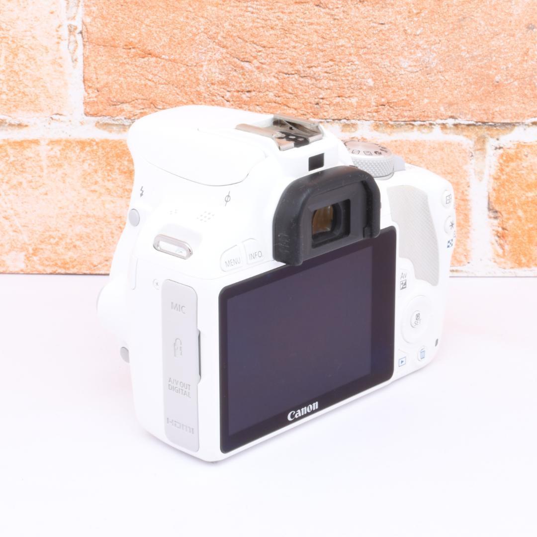 綺麗にボケる◎単焦点レンズ◎Canon Kiss X7◎ホワイトカラー