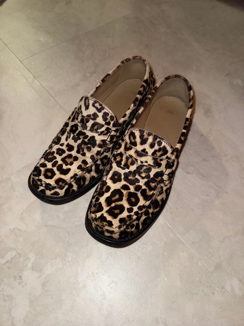 希少 ZARA レオパード ヒョウ柄 ローファー 25cm