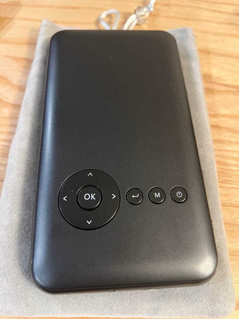 【当日or翌日発送！】KABENI(カベーニ)プロジェクター