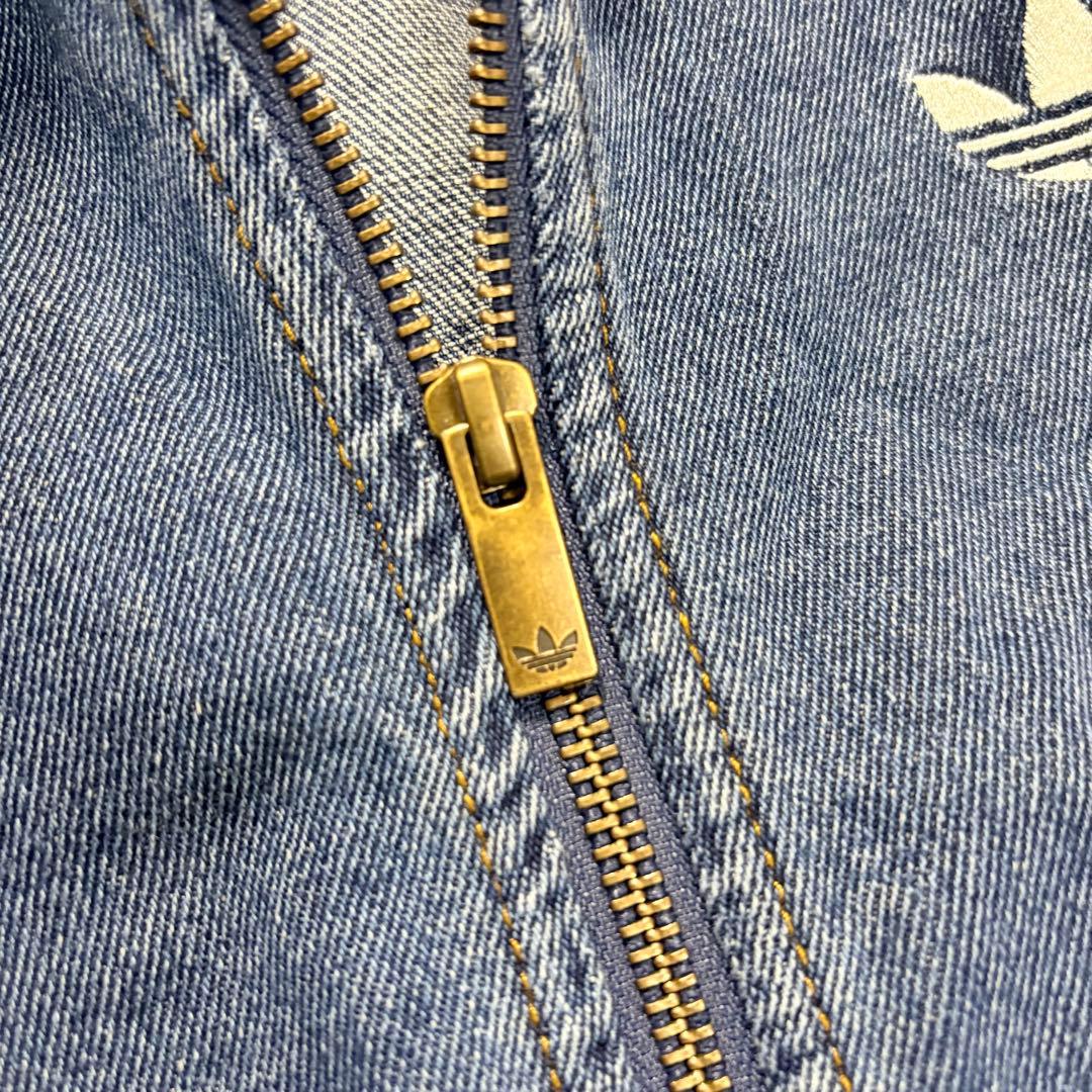 アディダス　adidas デニム　ジャージ　トラックジャケット　ジーンズ