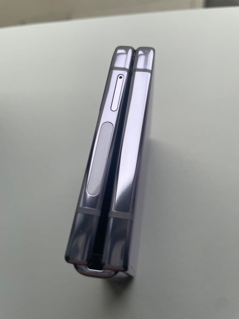 携帯電話本体 Samsung Galaxy Zflip4