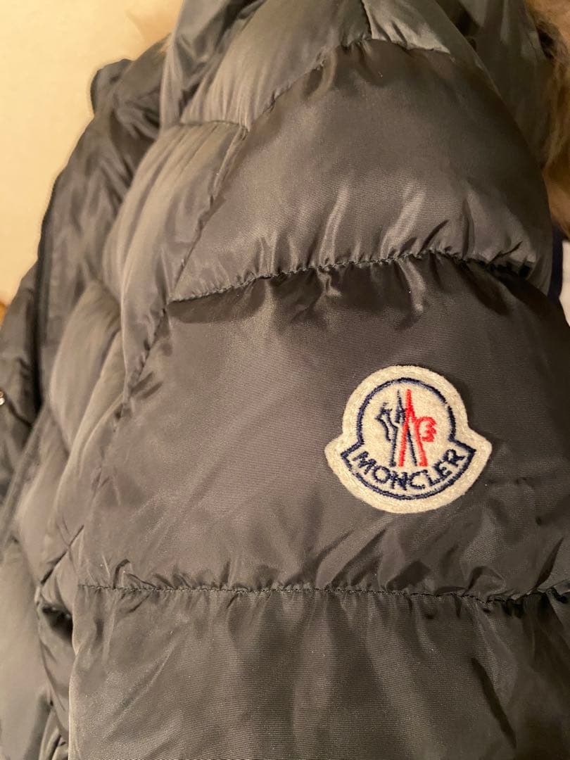 モンクレール ダウンジャケット ダークグレー