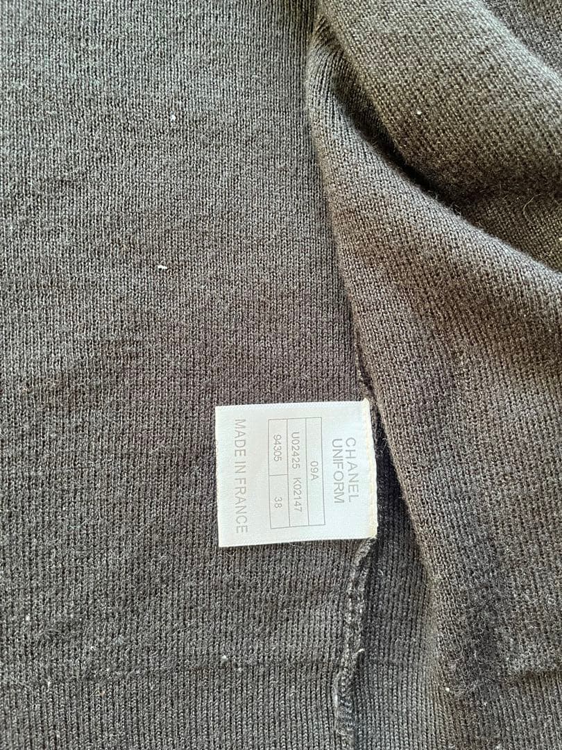 CHANEL ダークグレー Vネック カーディガン サイズ38