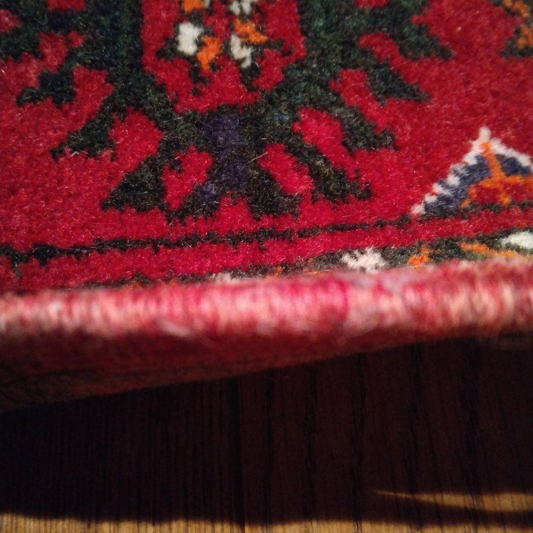 手織りヴィンテージラグ　トライバルラグ　トルクメン絨毯