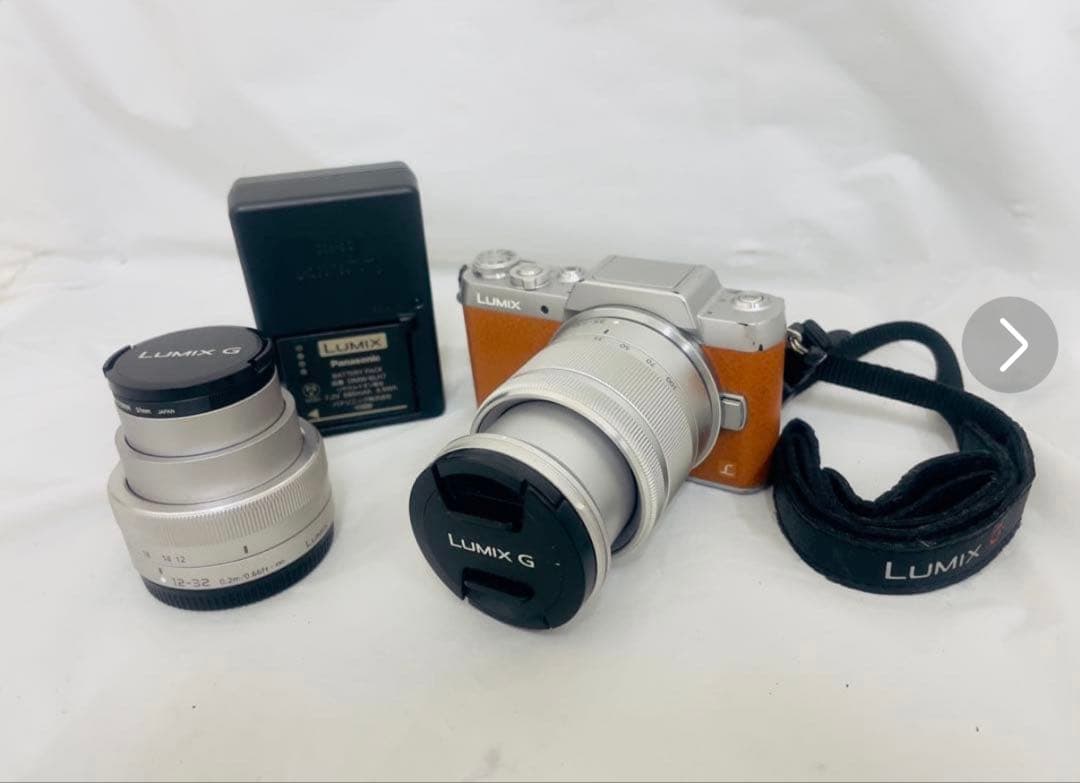 Panasonic LUMIX DMC-GF7ミラーレス一眼 Wレンズ・充電器付