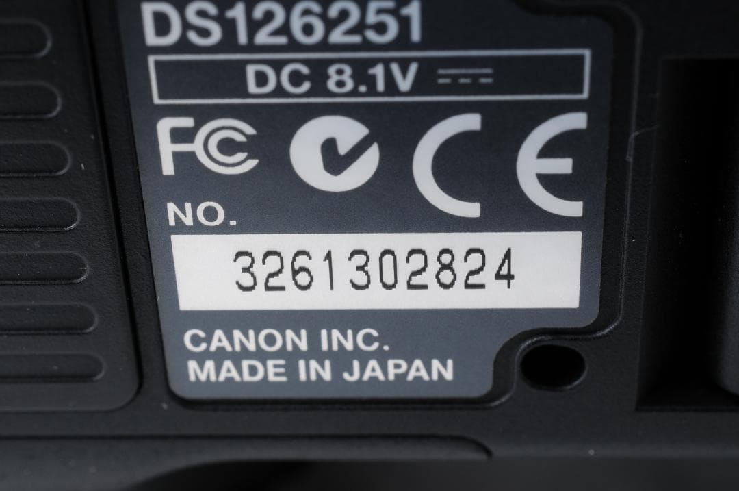 【美品】 キャノン Canon EOS 7D ボディ デジタル一眼レフカメラ