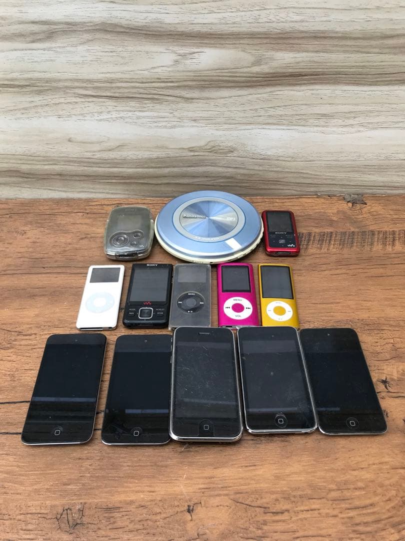 iPod nano などまとめて13個ジャンク品(F100)