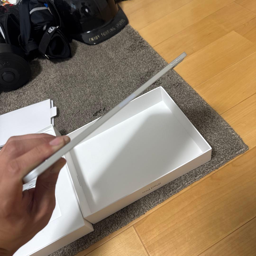 【美品】iPad Pro 11インチ 第3世代 wifiモデル　128gb