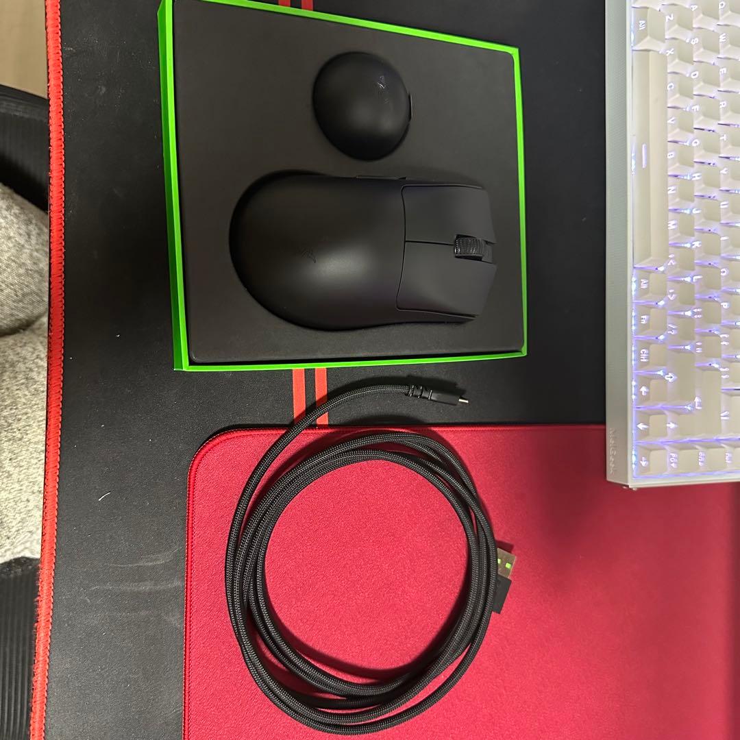 Razer DeathAdder V4 Pro ブラック