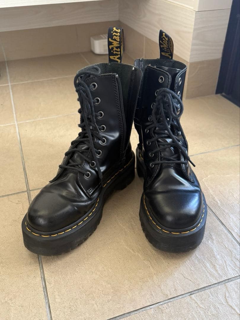 ドクターマーチン　Dr.Martens JADON 25 厚底
