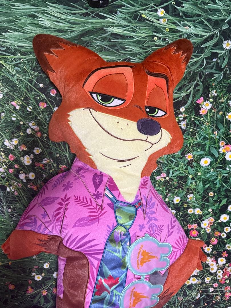 ディズニー ニック・ワイルド 等身大　クッション