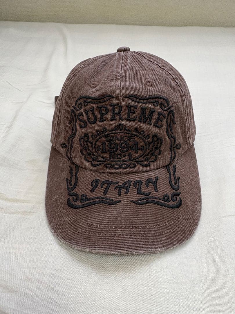SUPREME ブラウン刺繍キャップ
