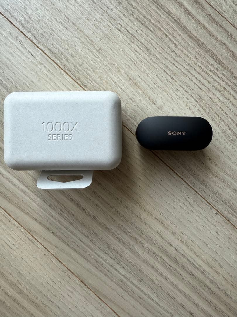 【美品】SONY WF-1000XM4 ワイヤレスイヤホン ブラック 1ヶ月使用