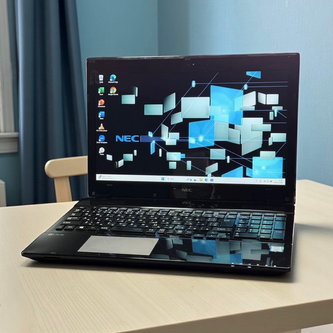 NECノートパソコン Core i7 16GB SSD512 Blu-ray対応