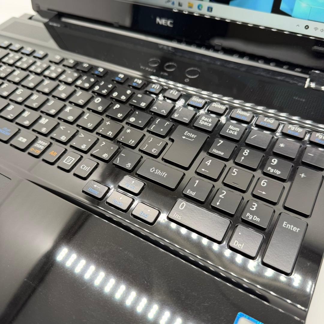 NECノートパソコン Core i7 16GB SSD512 Blu-ray対応