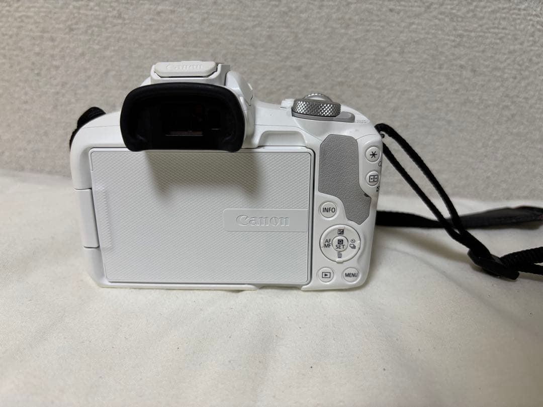 Canon EOS R50 本体+レンズキット