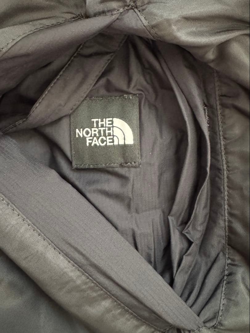 ノースフェイス　美品　抱っこ紐ケープ　ブラック　ダウン　ブランケット