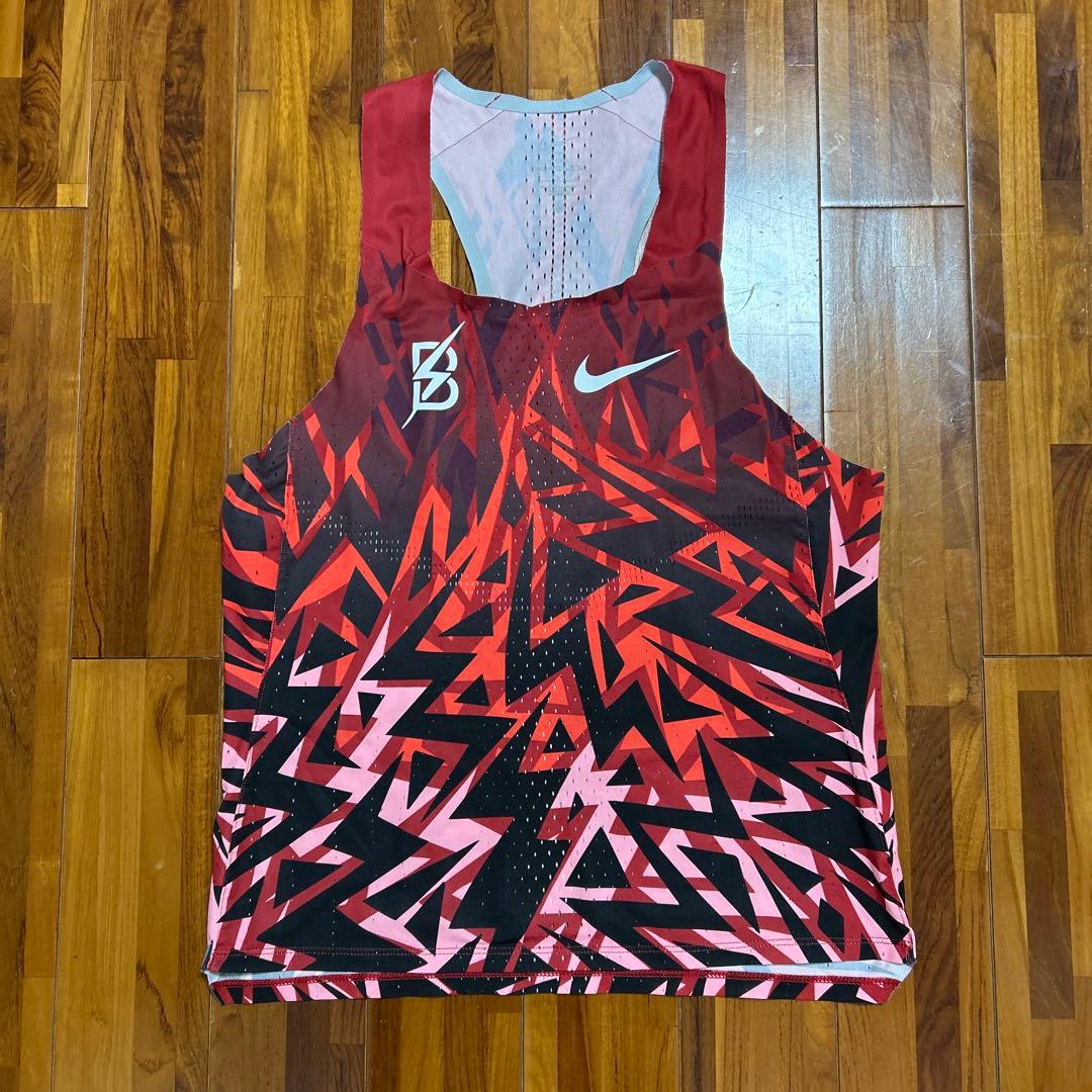 Nike エアロスイフト　S