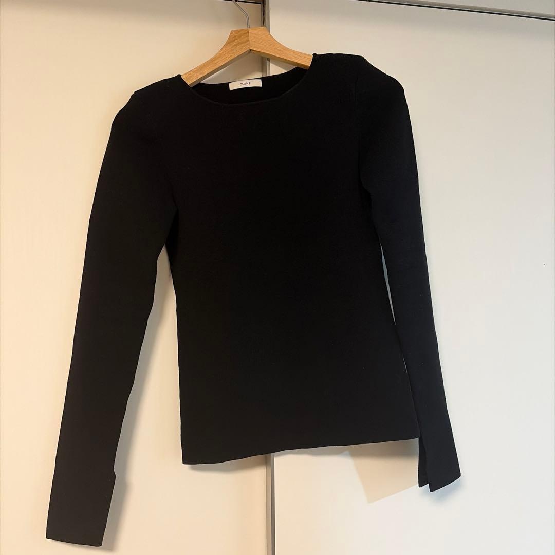 ま*ゆ様 美品 CLANE SHOULDER PADS KNIT TOPS 25