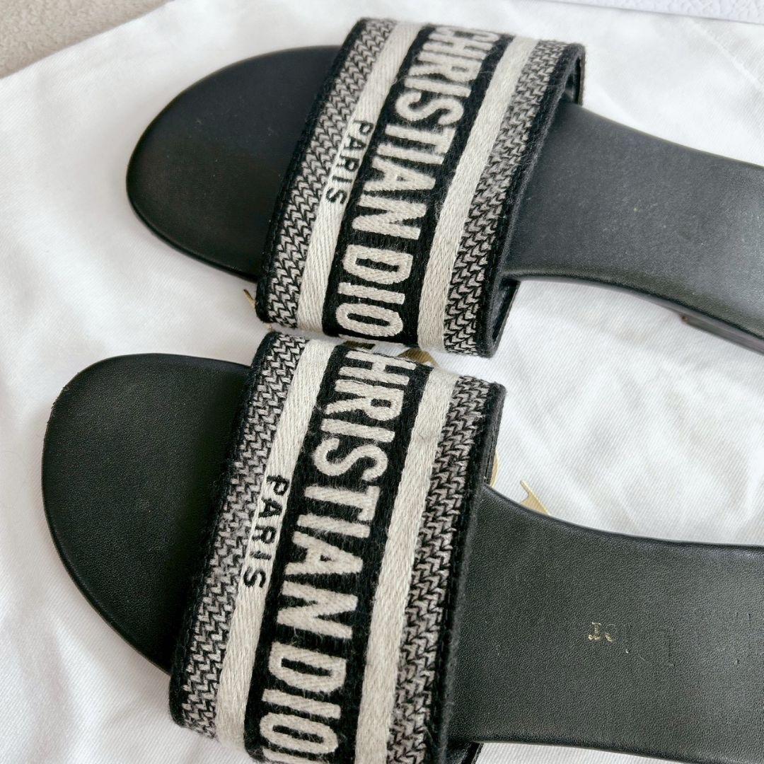 現行モデル✨DIOR サンダル Dwayスライド ロゴ 刺繡 エンブロイダリー