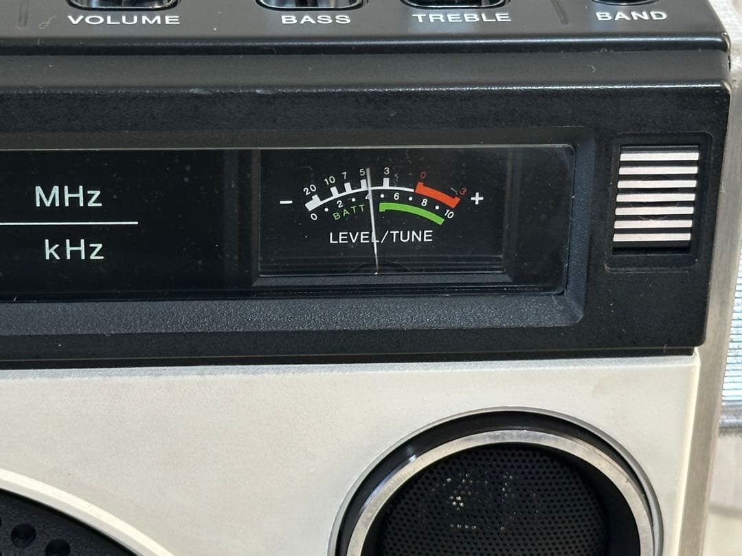 【動作品】希少レアカラー白SONY ラジカセ CF-1980 昭和レトロラジオ