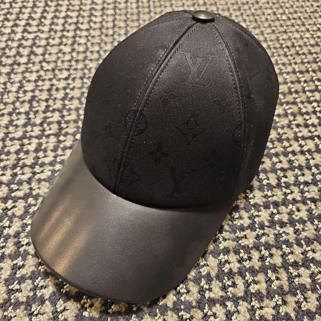 レクサス　Louis Vuitton ベースボールキャップ 黒/白　２個