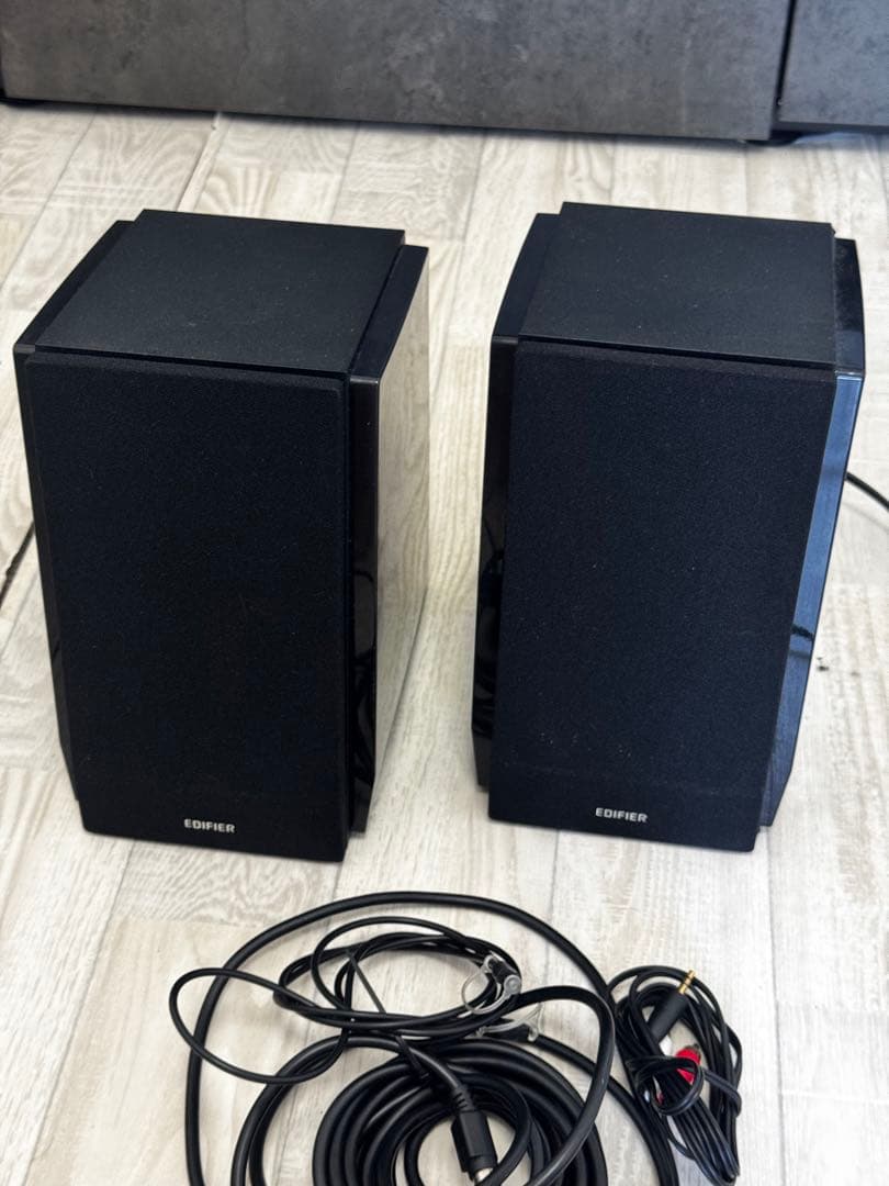 スピーカー・ウーファー Edifier R185DB