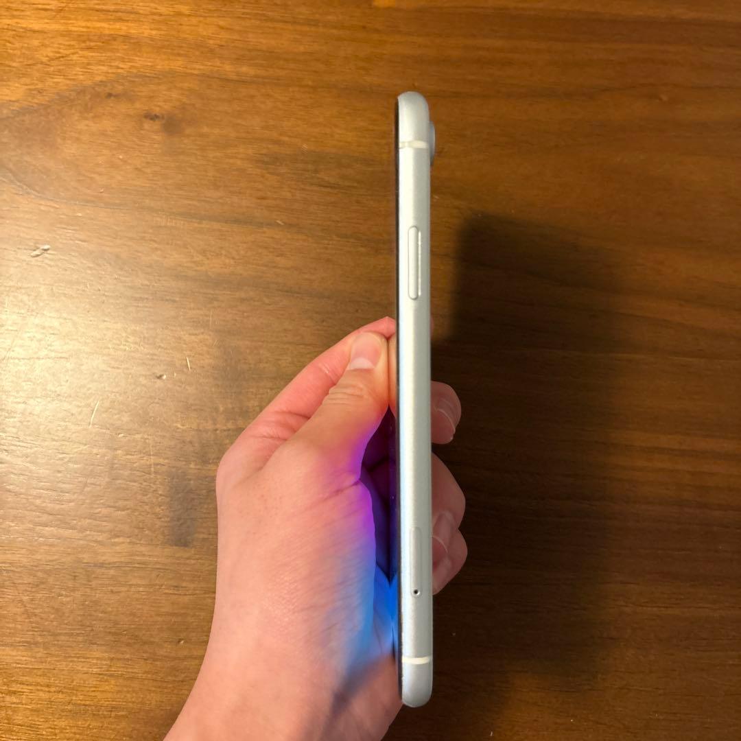 Apple iPhone XR ホワイト 容量64GB