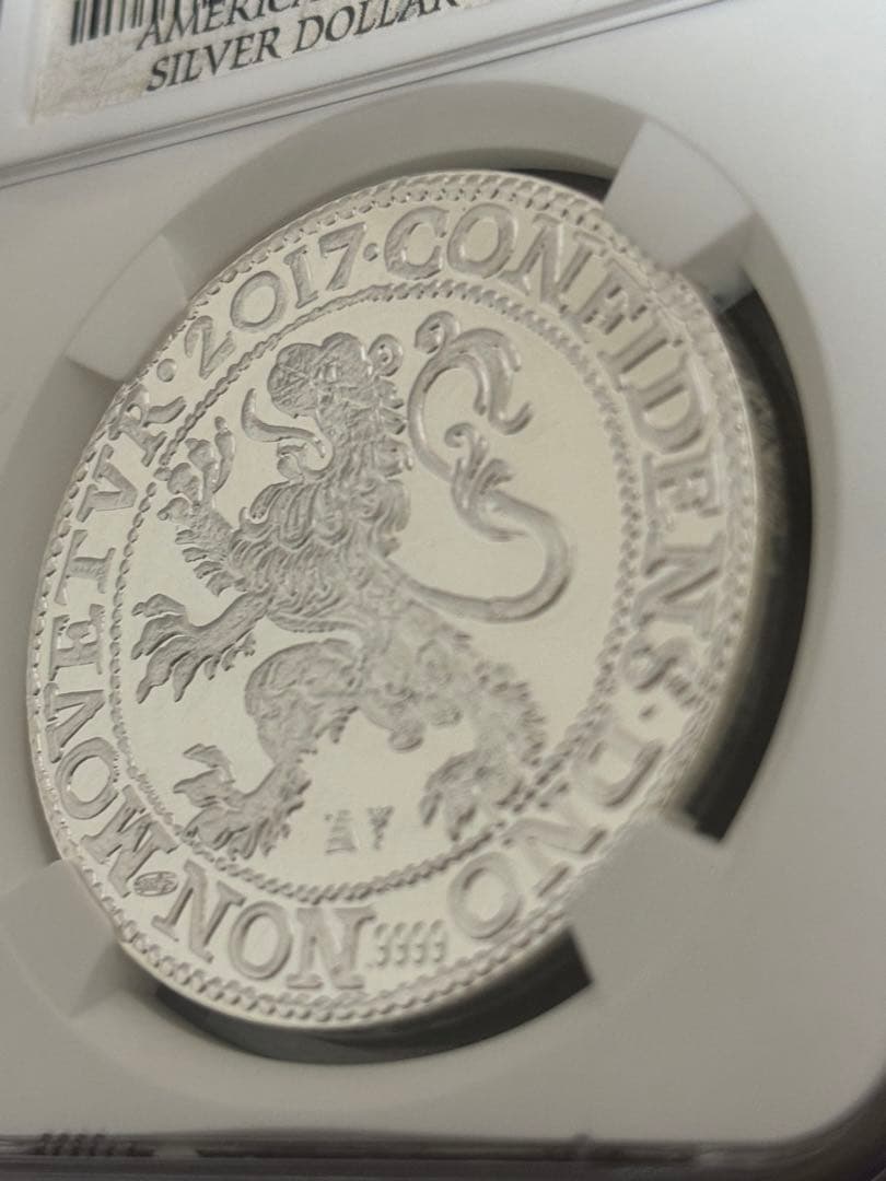 2017年 ライオンドル 銀貨 1オンス PF70UC ファーストリリース