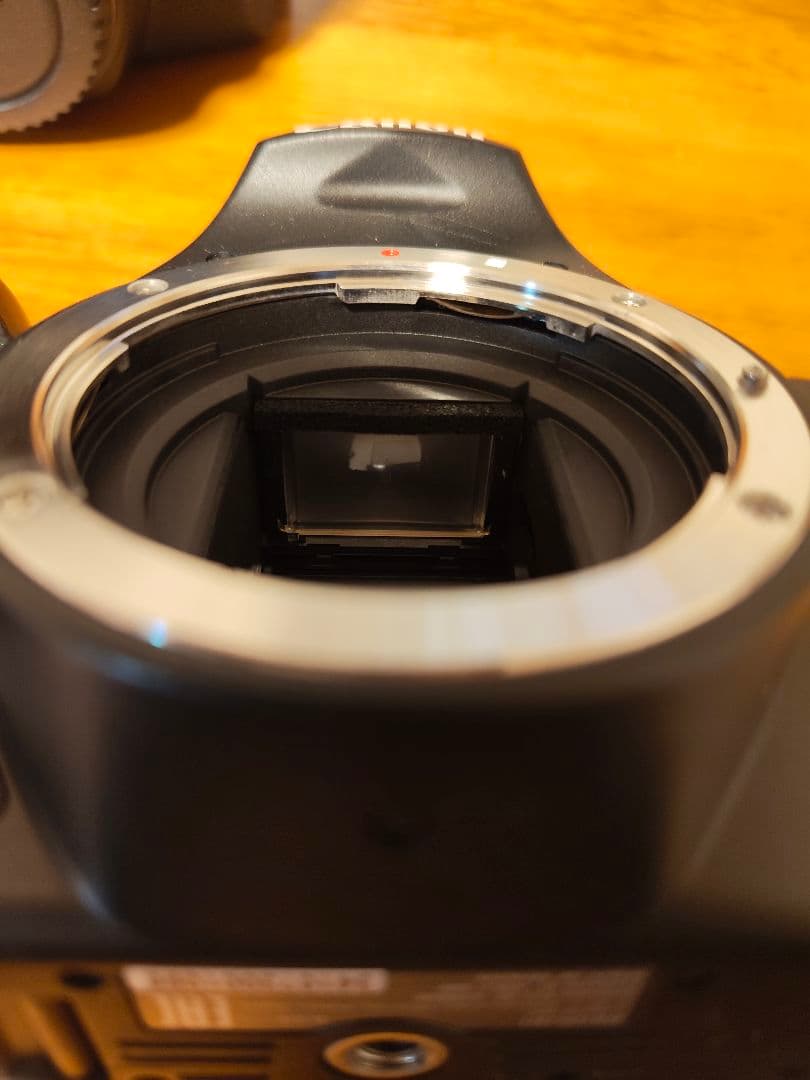 【ジャンク】Canon EOS Kiss X10 デジタル一眼レフカメラ