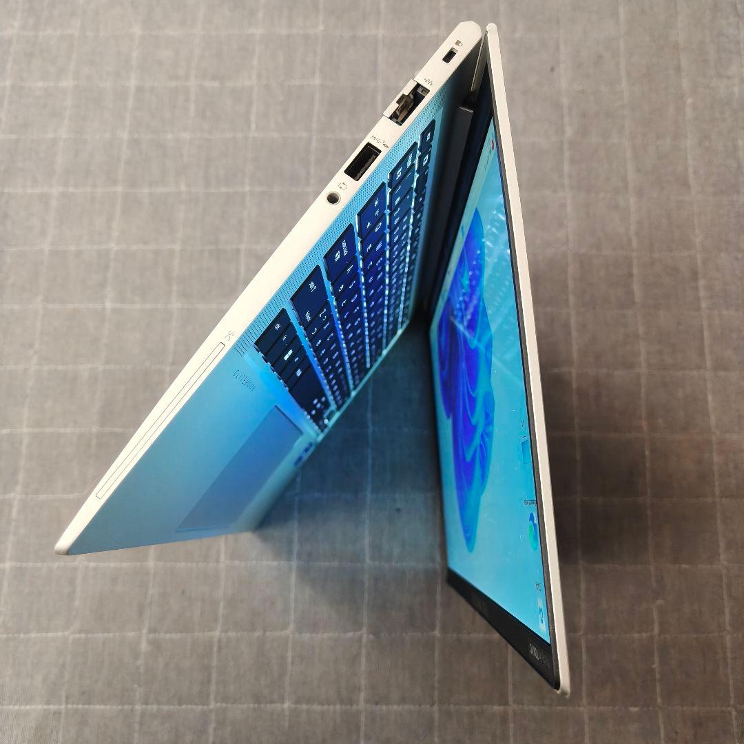 2023年7月 日本製 美品 HP 爆速 13世代i7 32GB 新品512GB