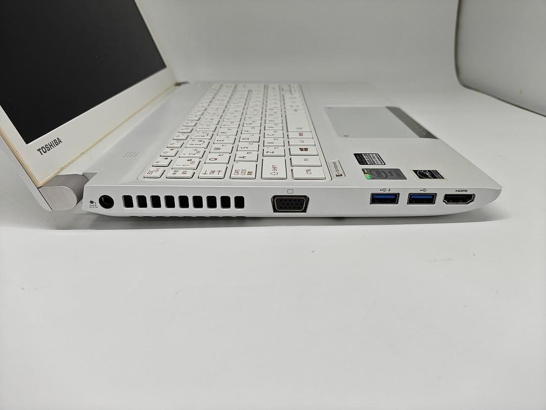 【東芝】爆速 Corei7/新品SSD256GB ノートパソコン 8GB A4