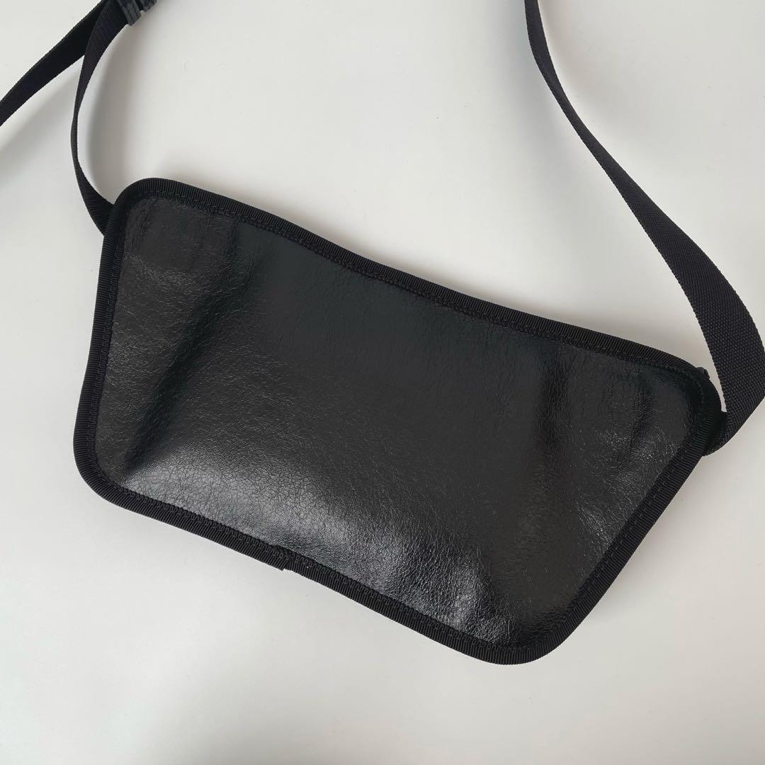 【未使用級】バレンシアガ エクスプローラー ベルトバッグ レザー ロゴ 黒