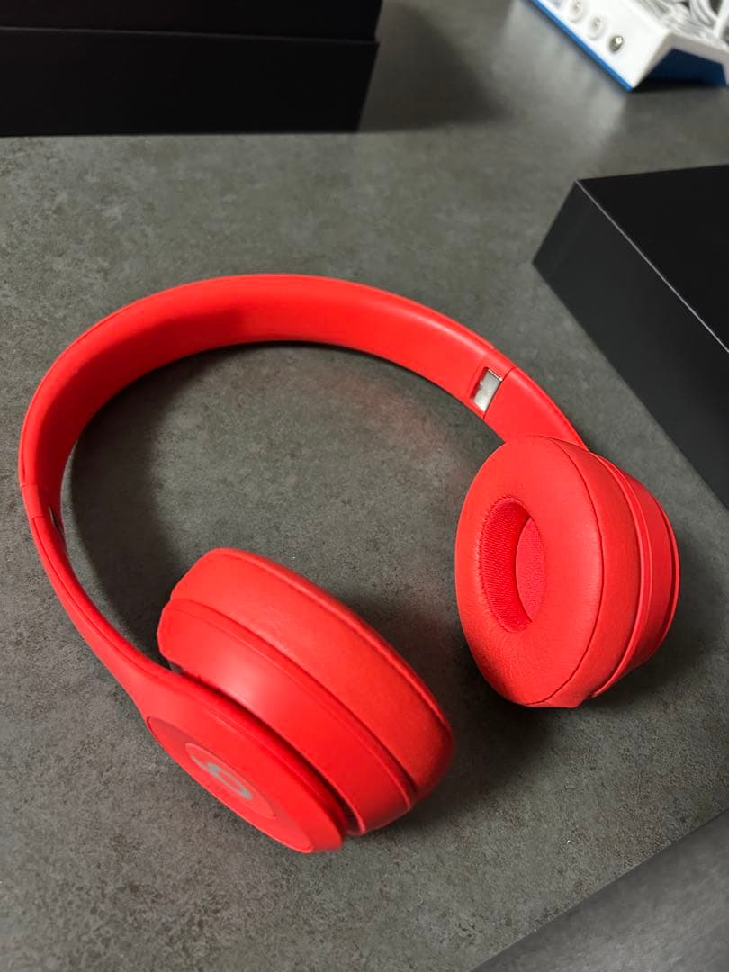BEATS SOLO3 ワイヤレスヘッドホン レッド