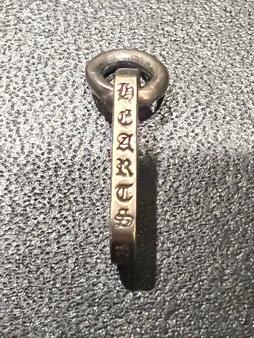 タイニーカットアウトクロス 最終値下げ