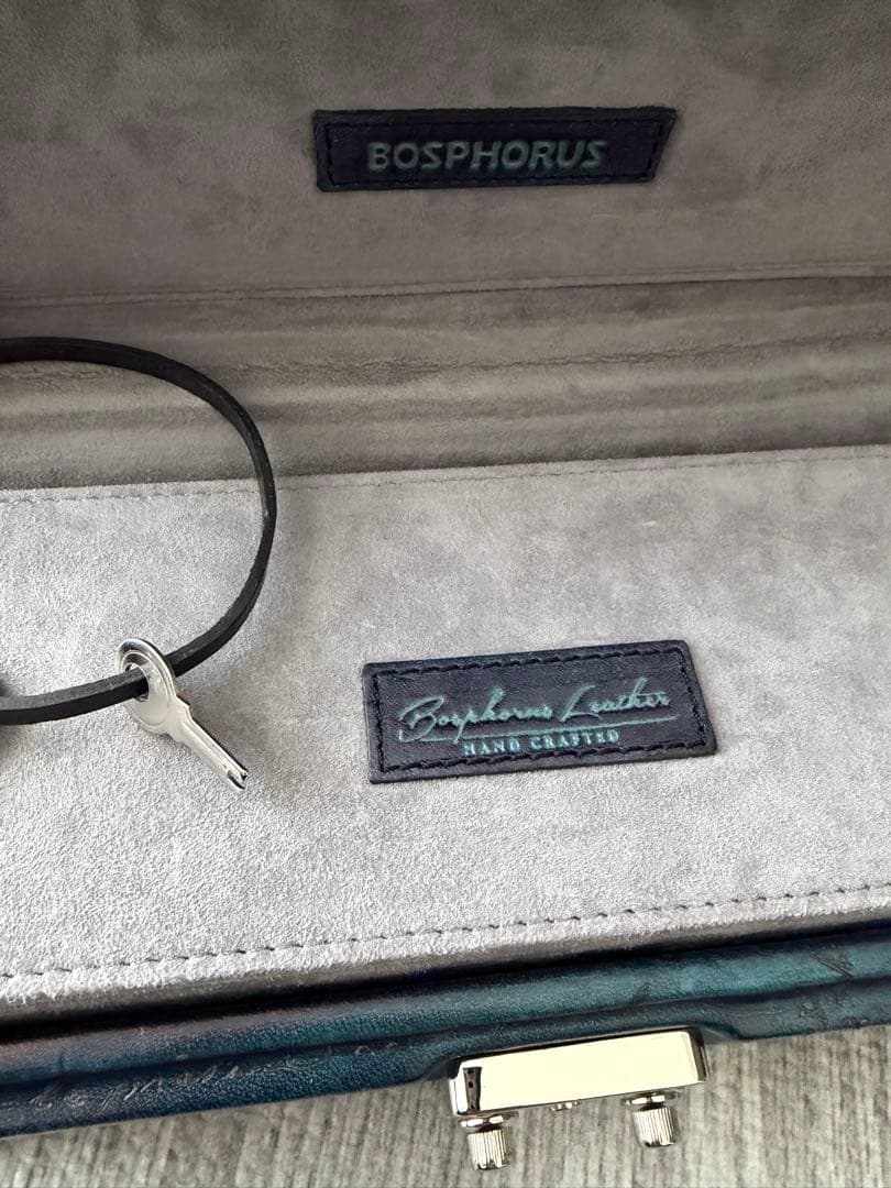 BOSPHORUS LEATHER PETRA CASE 3本用