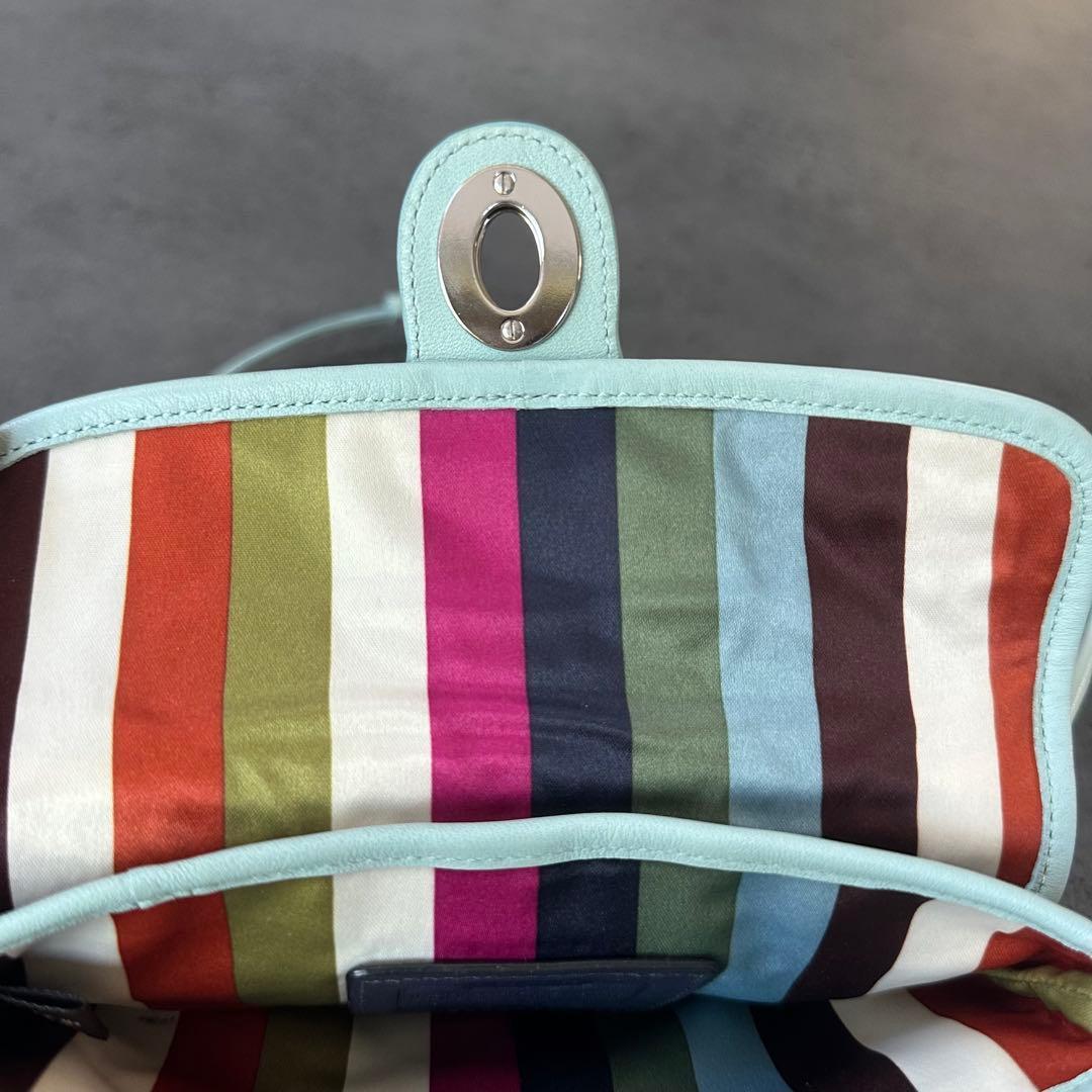 希少✨COACH Turn Lock Legacy Stripe pouch