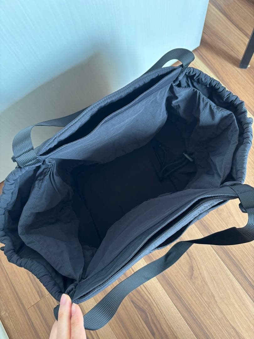 SOLPRESA ナイロンキルティングトートバッグ（Mサイズ）