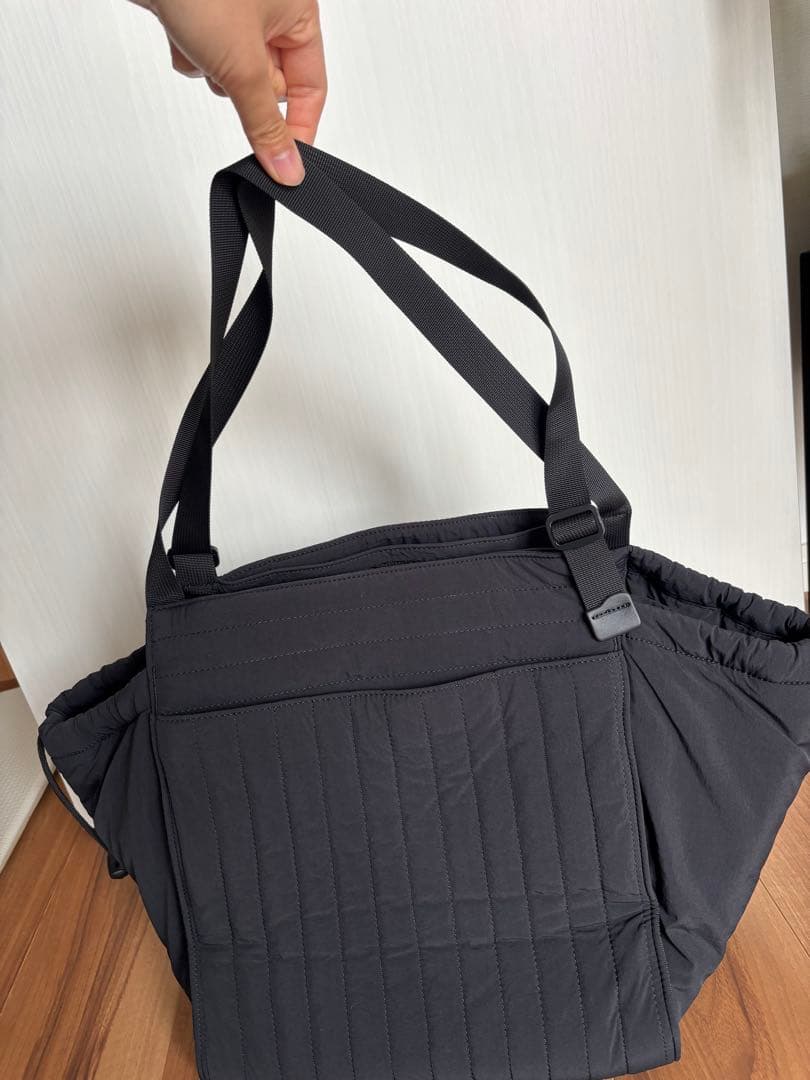 SOLPRESA ナイロンキルティングトートバッグ（Mサイズ）