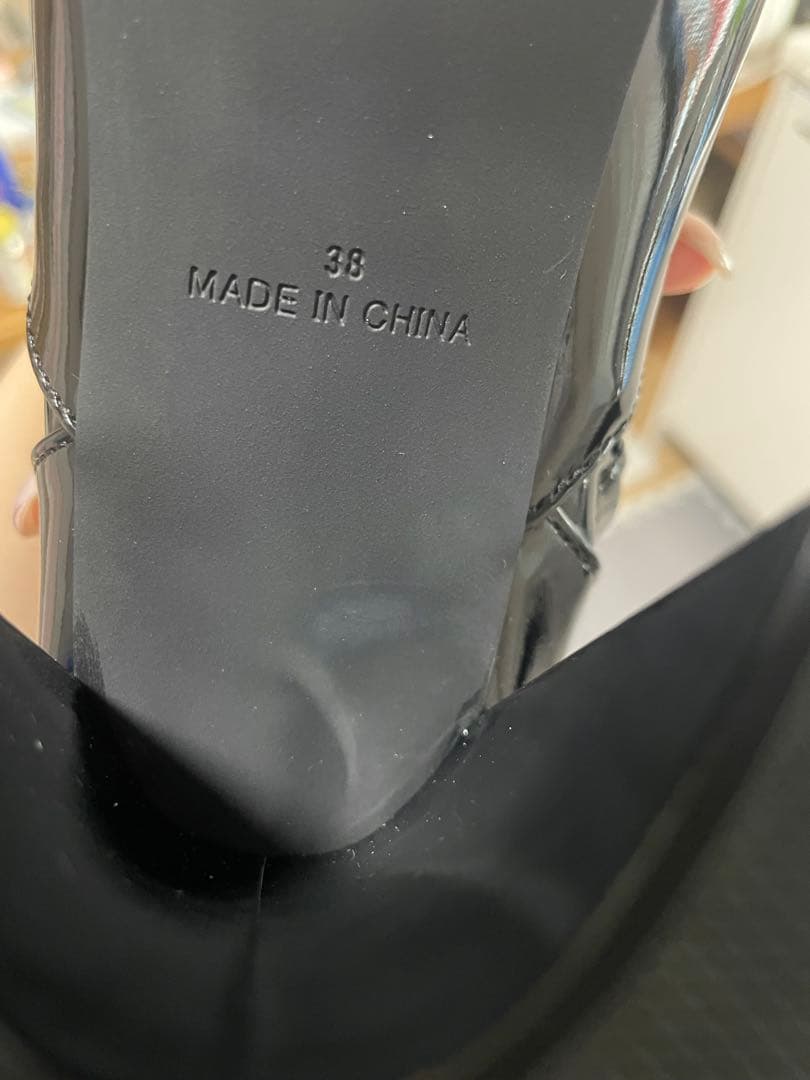 メルトザレディ　enamel square short boots