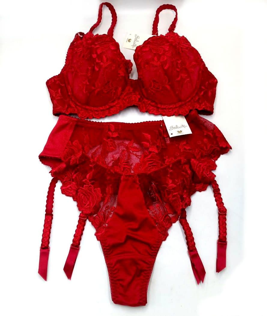 サルート 81G ブラD70 &ソング&ガーター Mサイズ RE レッド