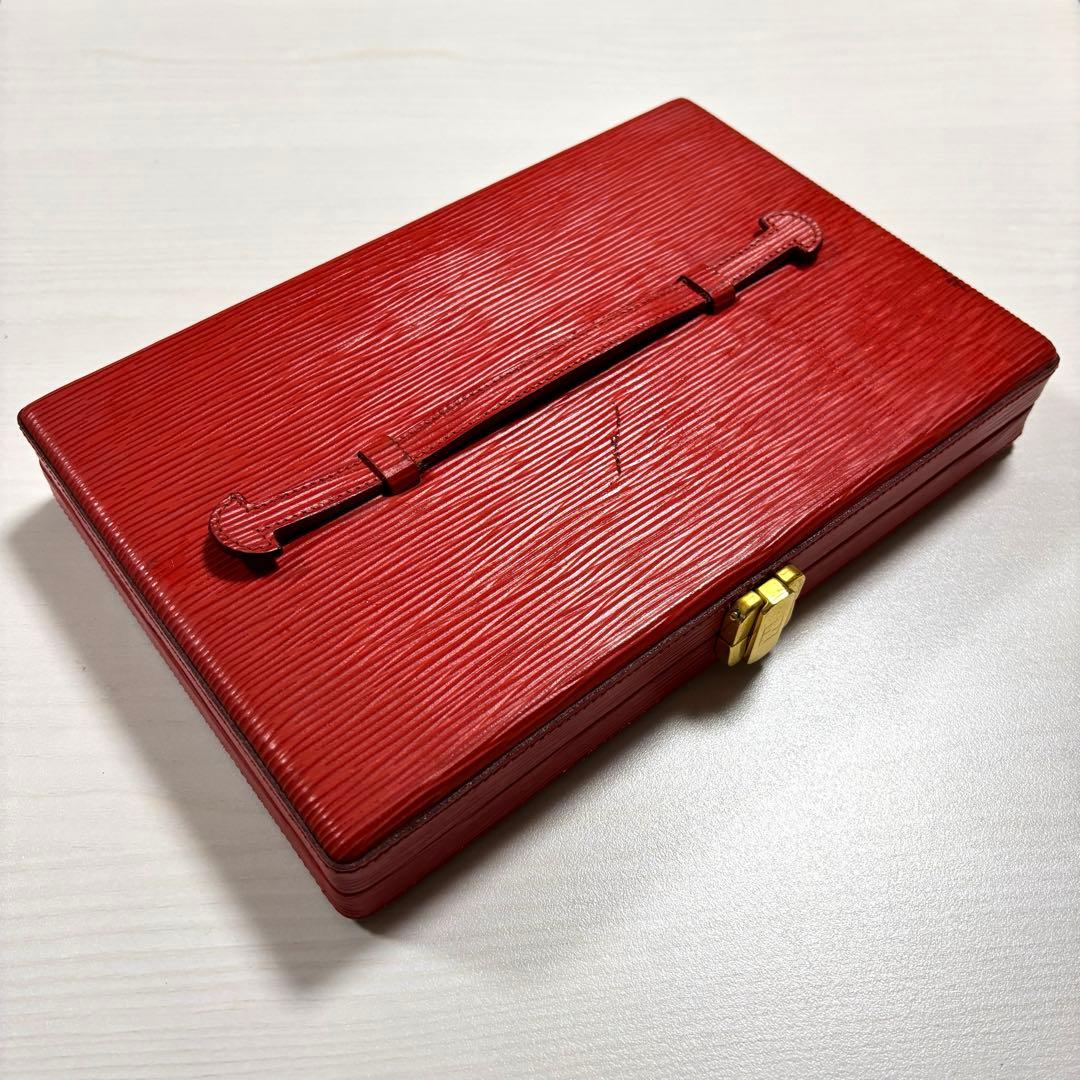 【レア】FENDIのヴィンテージレザーケース