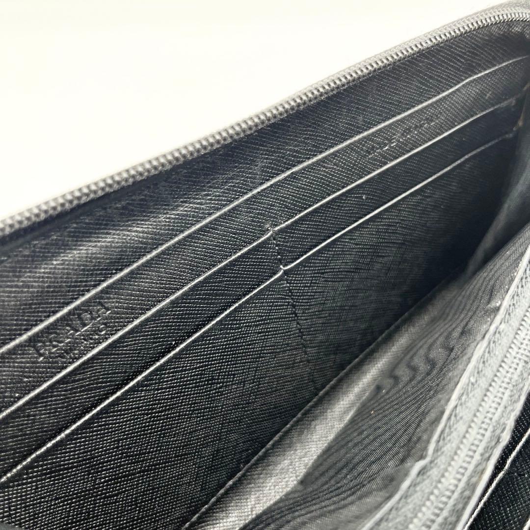 PRADA サフィアーノ ラウンドファスナー 長財布 三角ロゴ プラダ