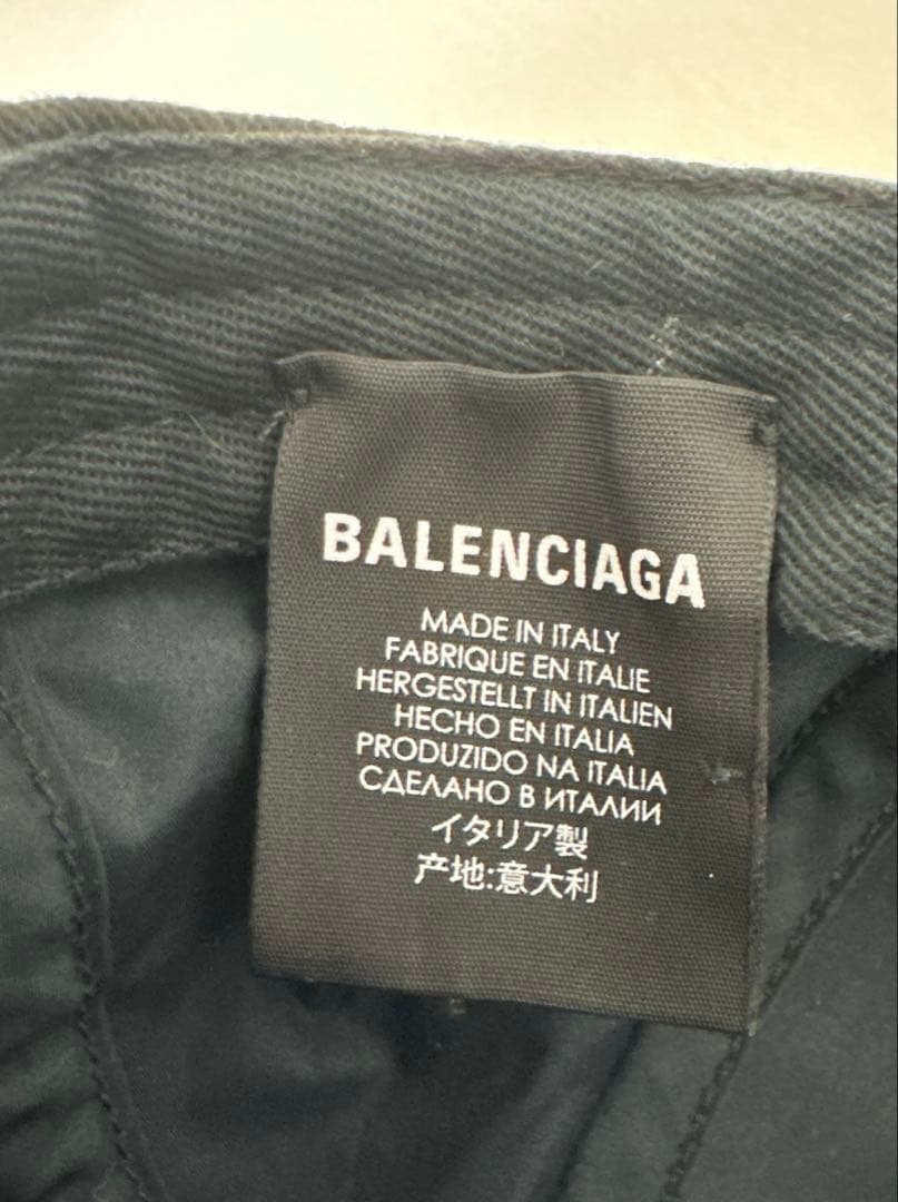 バレンシアガ　キャップ　ロゴ　ブラック　Lサイズ　59センチ