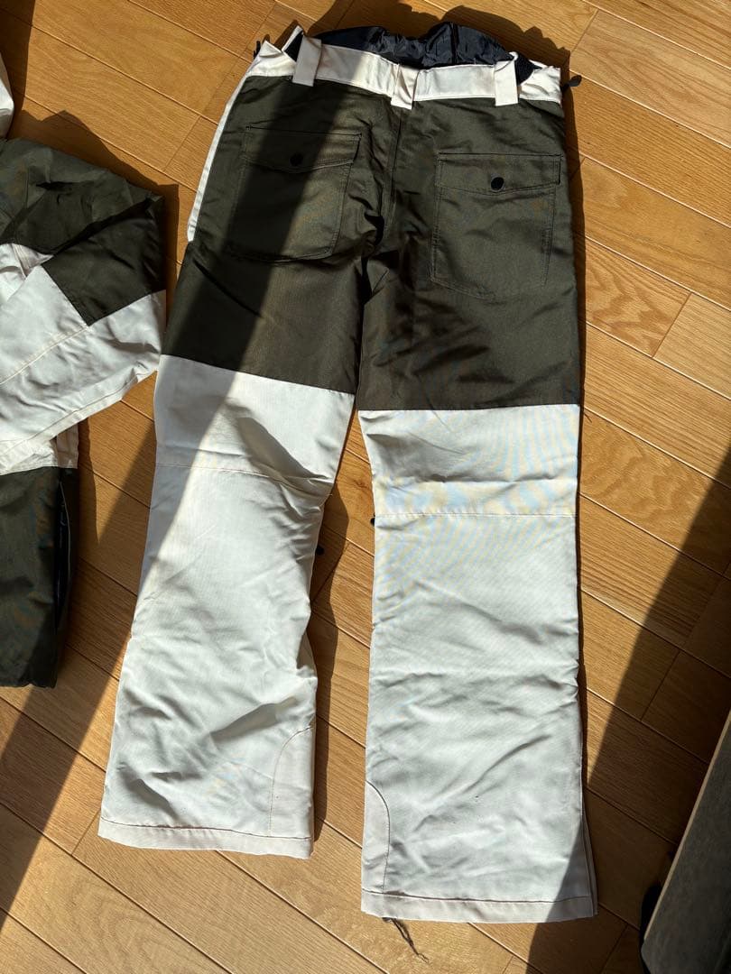 スノーボードウェア ホワイト/カーキ