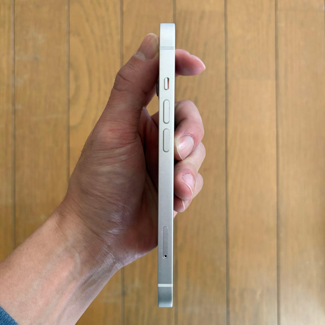 美品 iPhone13 128GB SIMフリー スターライト ケーブル付き
