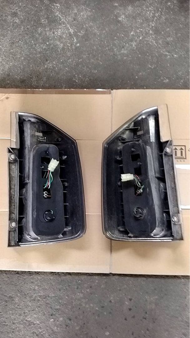 70.75ヴォクシー　ボクシー　テール　値下げしました。